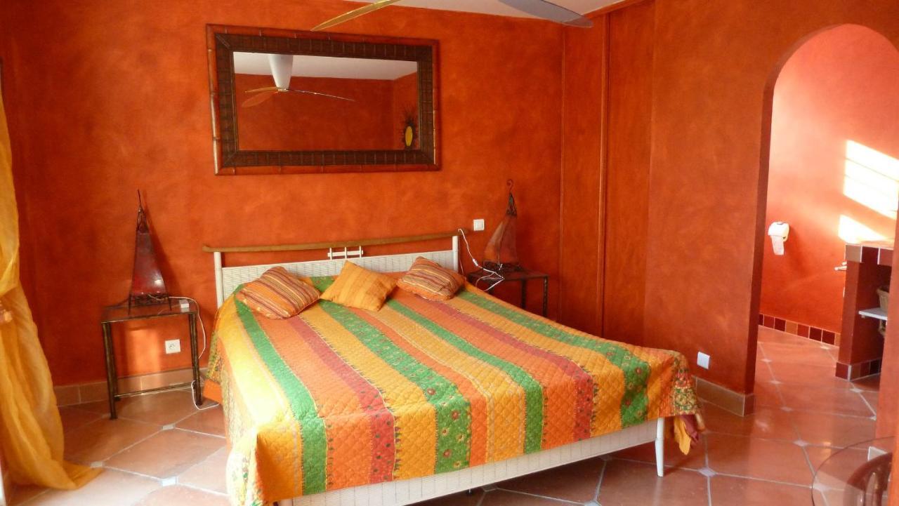 Bed and Breakfast Les Cigalous Restinclieres Exterior foto