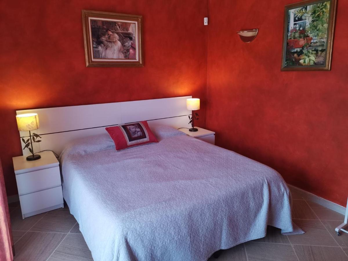 Bed and Breakfast Les Cigalous Restinclieres Exterior foto