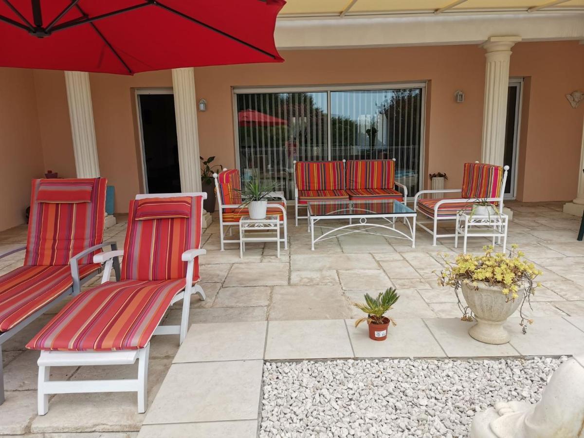 Bed and Breakfast Les Cigalous Restinclieres Exterior foto